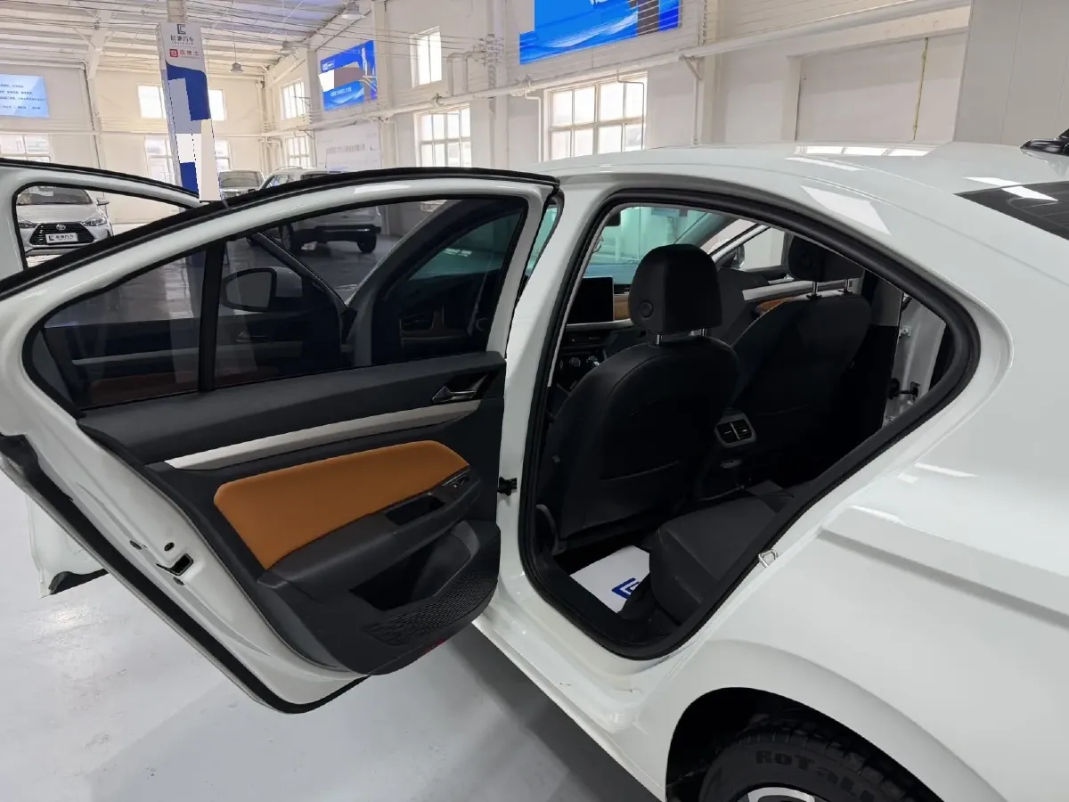 2023 Volkswagen Bora 1.2T 116HP L4 7DCT,autocango,china used car exporter,china ev exporter,chinese used car exporter,chinese used ev exporter