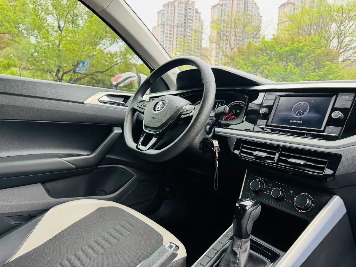 2019 Volkswagen Polo 1.5L 113HP L4 6AT,autocango,china used car exporter,china ev exporter,chinese used car exporter,chinese used ev exporter