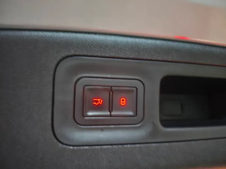 2024 BYD SongL DM-i 1.5L 101HP L4 E-CVT PHEV 26.6KWH,autocango,china used car exporter,china ev exporter,chinese used car exporter,chinese used ev exporter