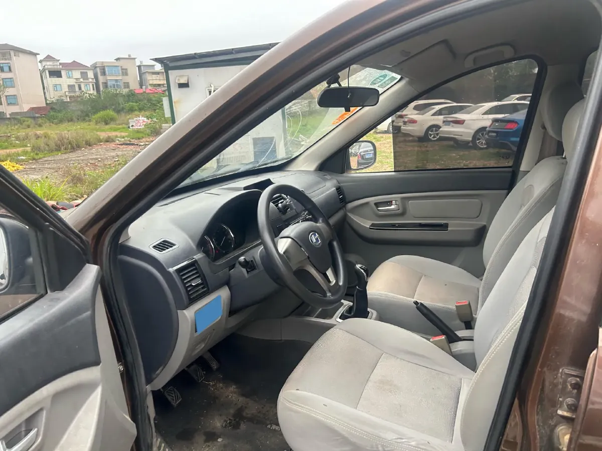 2015 BAIC ChangHe M50S 1.4L 99HP L4 5MT,autocango,china used car exporter,china ev exporter,chinese used car exporter,chinese used ev exporter