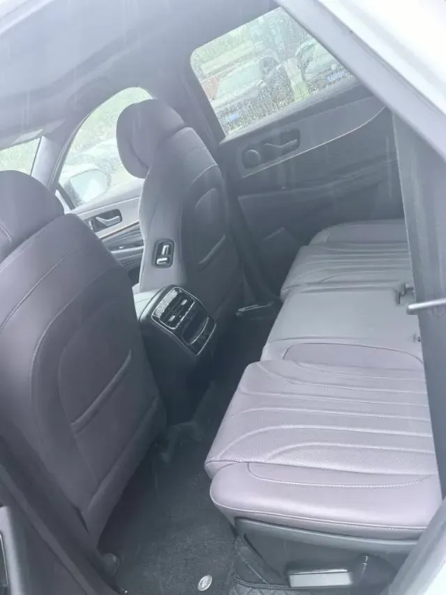 2025 Chery Tiggo 9 2.0T 261HP L4 8AT,autocango,china used car exporter,china ev exporter,chinese used car exporter,chinese used ev exporter