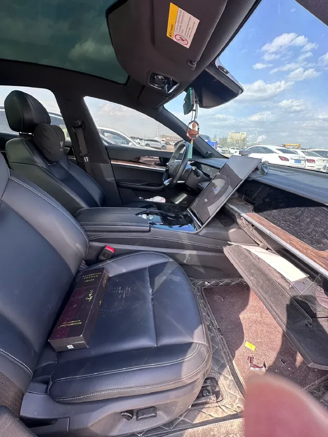 2022 Jeep Grand Commander 2.0T 234HP L4 9AT,autocango,china used car exporter,china ev exporter,chinese used car exporter,chinese used ev exporter