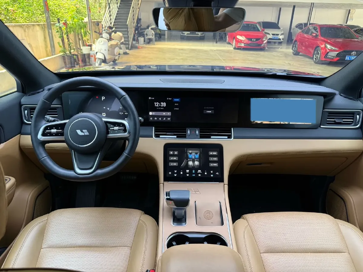 2021 Li ONE Range Extended 131HP REEV 40.5KWH,autocango,china used car exporter,china ev exporter,chinese used car exporter,chinese used ev exporter