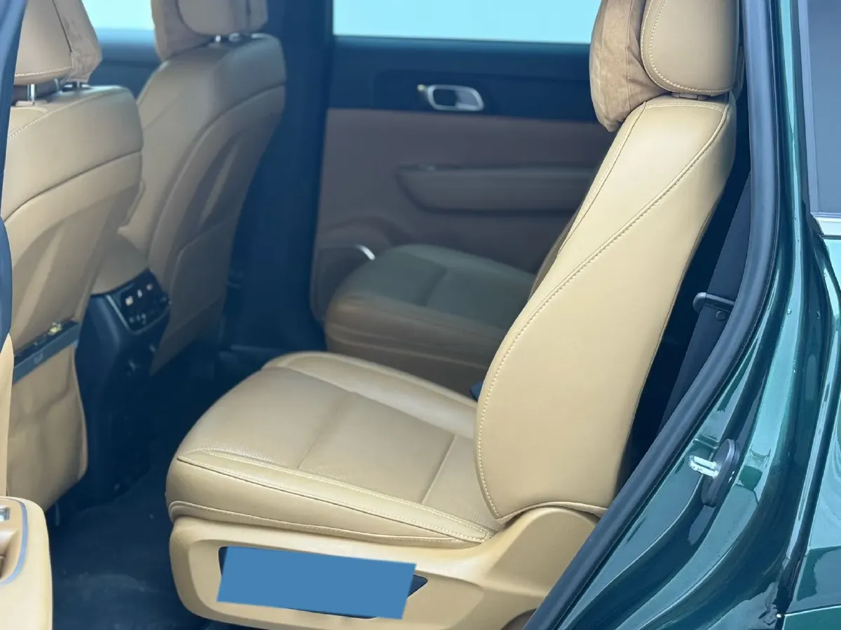 2021 Li ONE Range Extended 131HP REEV 40.5KWH,autocango,china used car exporter,china ev exporter,chinese used car exporter,chinese used ev exporter