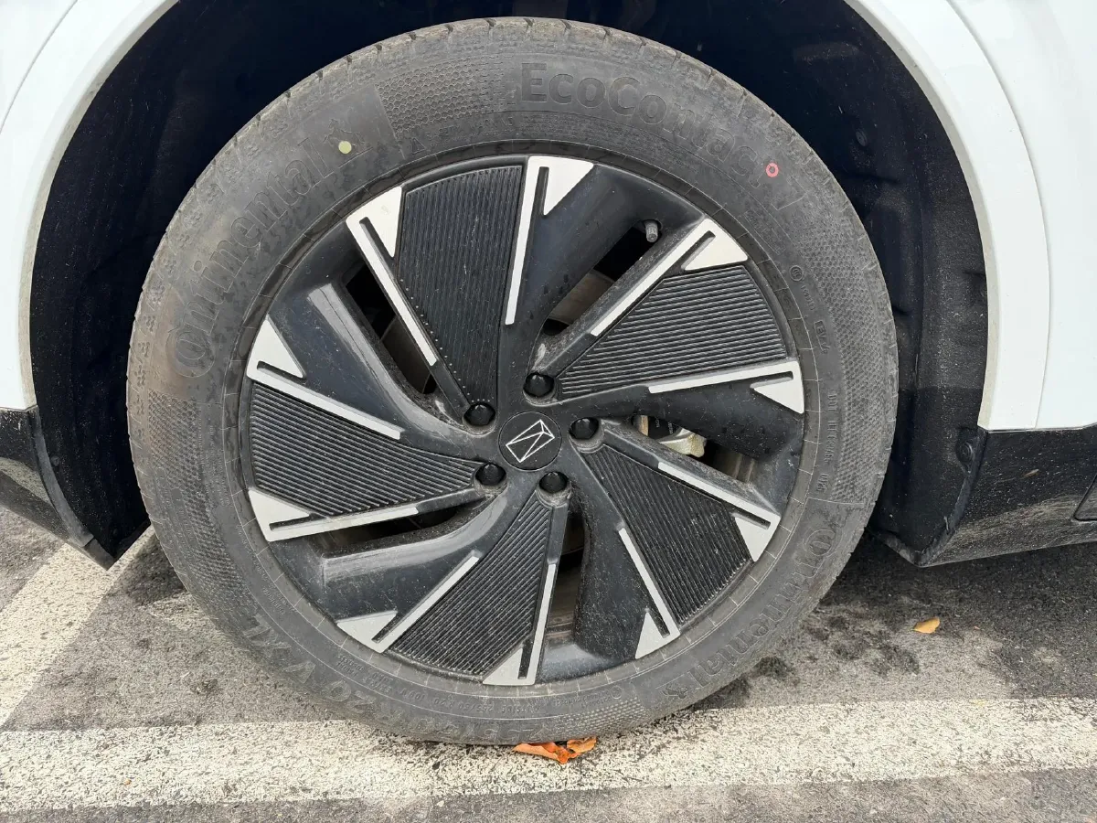 2024 Avatr 07 BEV 82.16KWH,autocango,china used car exporter,china ev exporter,chinese used car exporter,chinese used ev exporter