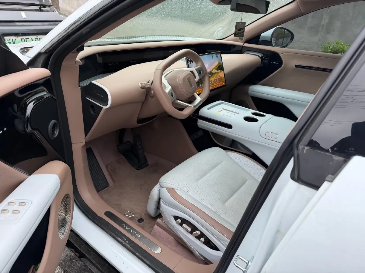 2024 Avatr 07 BEV 82.16KWH,autocango,china used car exporter,china ev exporter,chinese used car exporter,chinese used ev exporter