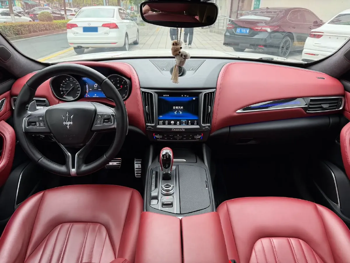 2018 Jaguar XJ 3.0T 340HP V6 8AT,autocango,china used car exporter,china ev exporter,chinese used car exporter,chinese used ev exporter