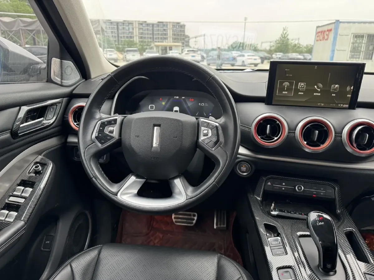 2018 WEY VV6 2.0T 197HP L4 7DCT,autocango,china used car exporter,china ev exporter,chinese used car exporter,chinese used ev exporter