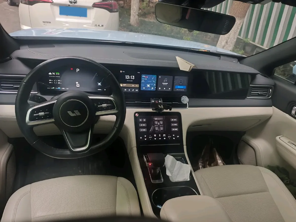 2021 Li ONE Range Extended 131HP REEV 40.5KWH,autocango,china used car exporter,china ev exporter,chinese used car exporter,chinese used ev exporter