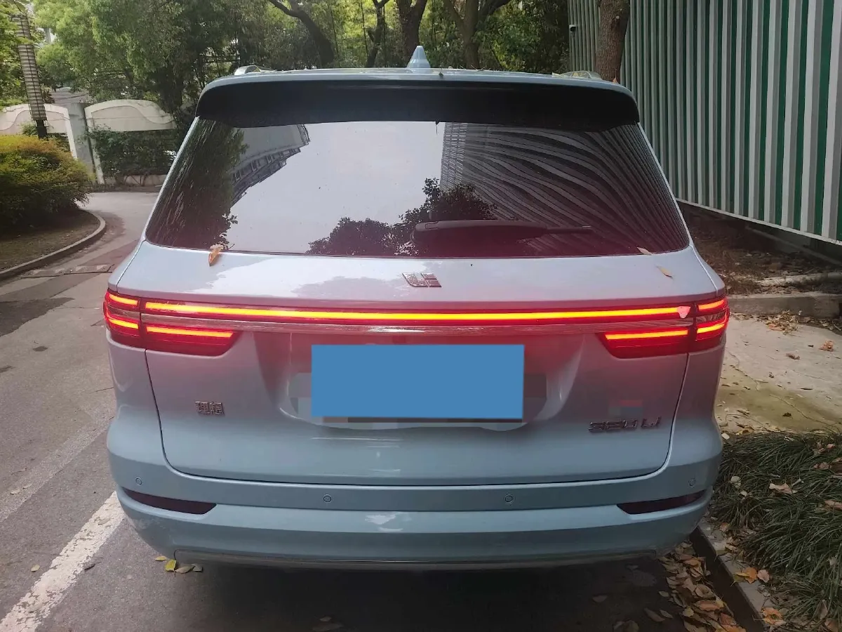 2021 Li ONE Range Extended 131HP REEV 40.5KWH,autocango,china used car exporter,china ev exporter,chinese used car exporter,chinese used ev exporter