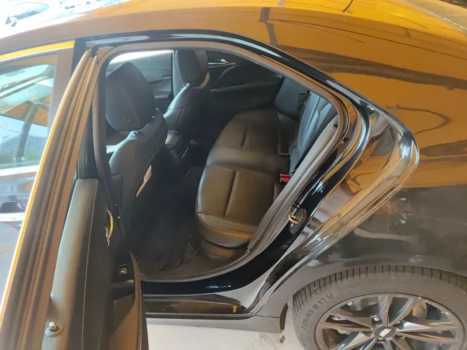 2022 Cadillac CT4 2.0T 237HP L4 8AT,autocango,china used car exporter,china ev exporter,chinese used car exporter,chinese used ev exporter