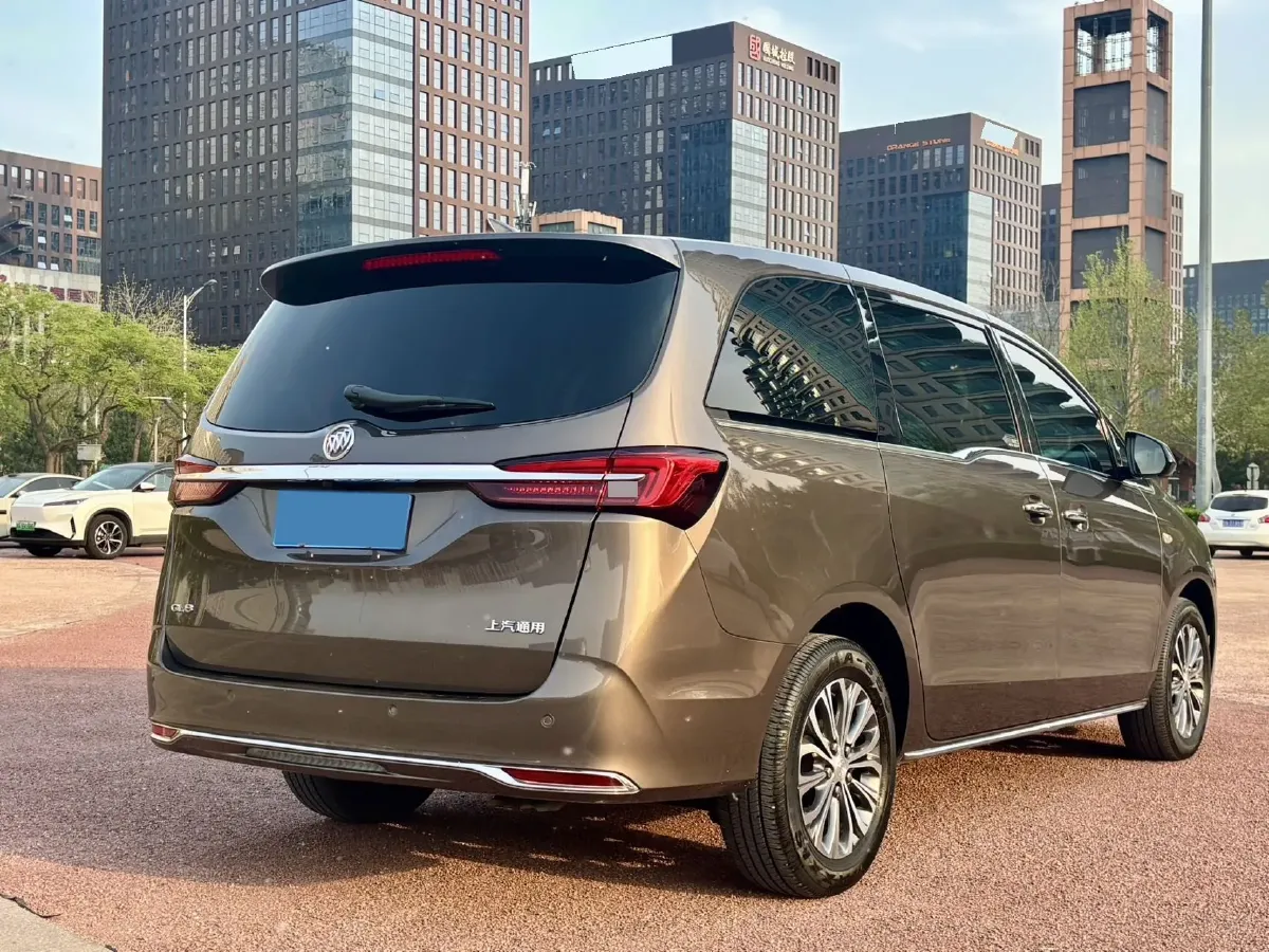 2023 Buick GL8 2.0T 237HP L4 9AT,autocango,china used car exporter,china ev exporter,chinese used car exporter,chinese used ev exporter