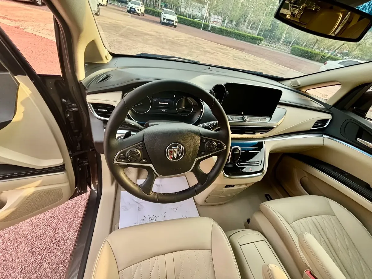 2023 Buick GL8 2.0T 237HP L4 9AT,autocango,china used car exporter,china ev exporter,chinese used car exporter,chinese used ev exporter