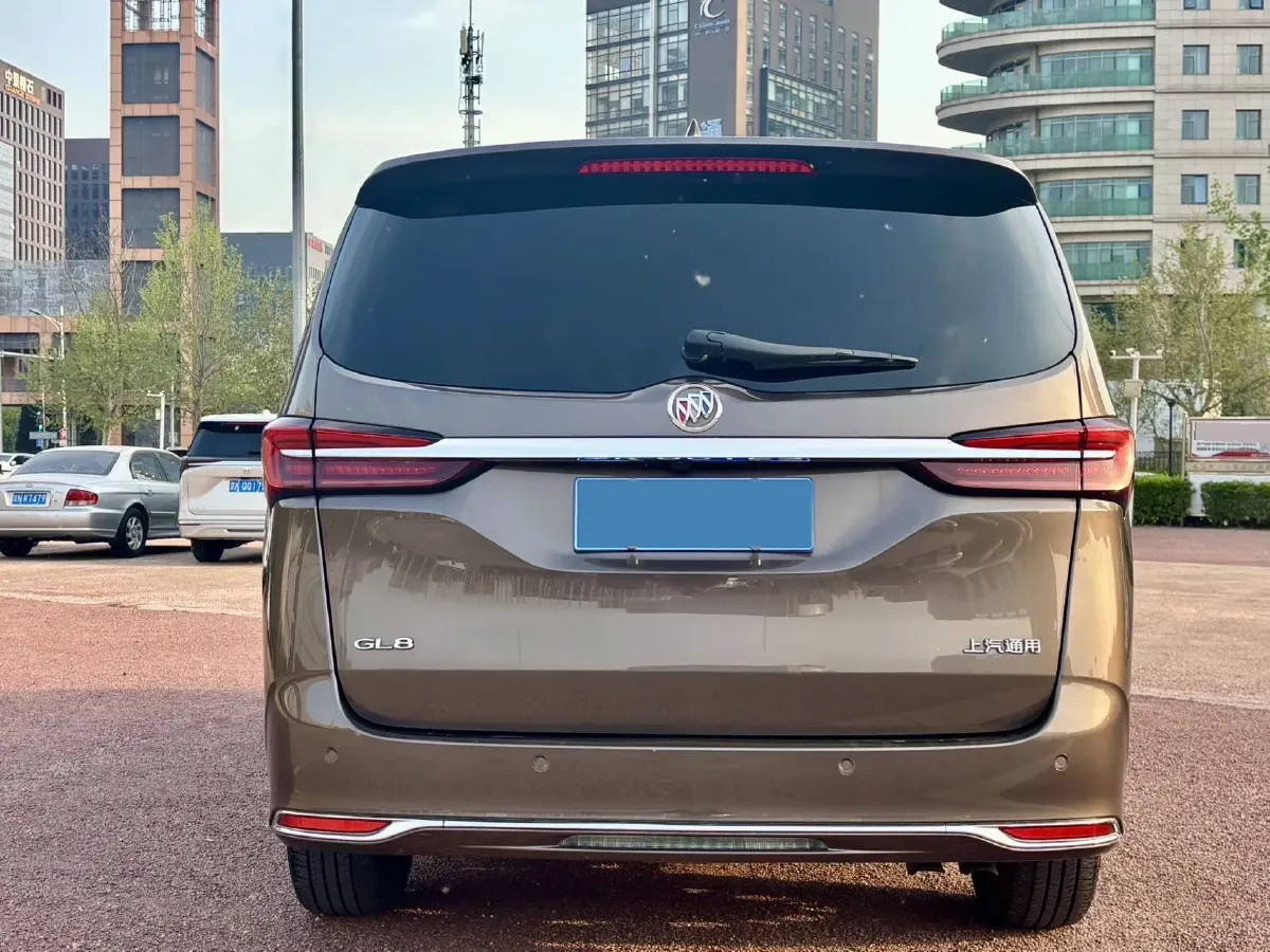 2023 Buick GL8 2.0T 237HP L4 9AT,autocango,china used car exporter,china ev exporter,chinese used car exporter,chinese used ev exporter