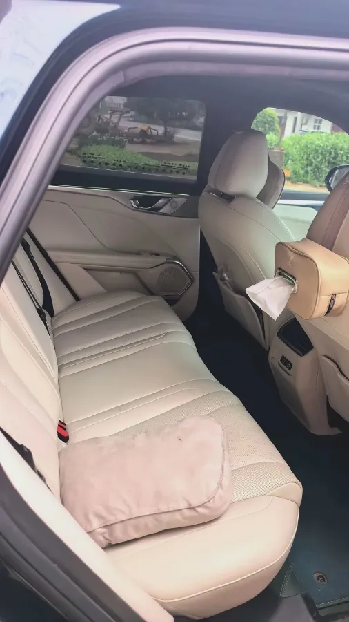 2023 WEY Mocha 1.5T 156HP L4 2DHT PHEV 34KWH,autocango,china used car exporter,china ev exporter,chinese used car exporter,chinese used ev exporter