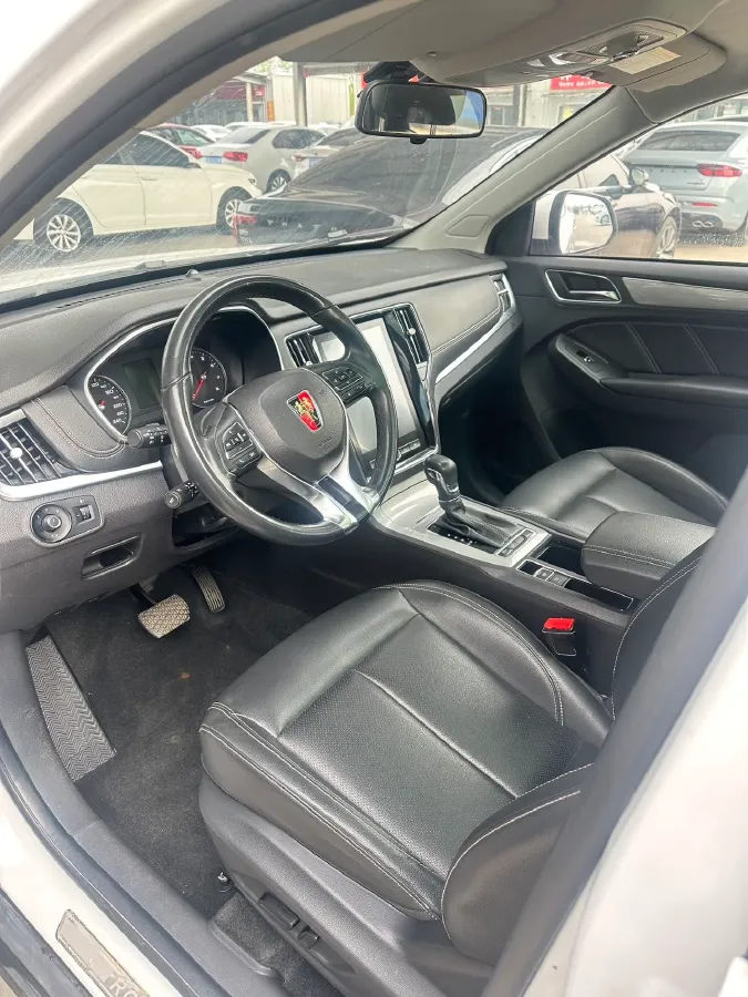 2019 Roewe i6 1.5T 169HP L4 7DCT,autocango,china used car exporter,china ev exporter,chinese used car exporter,chinese used ev exporter