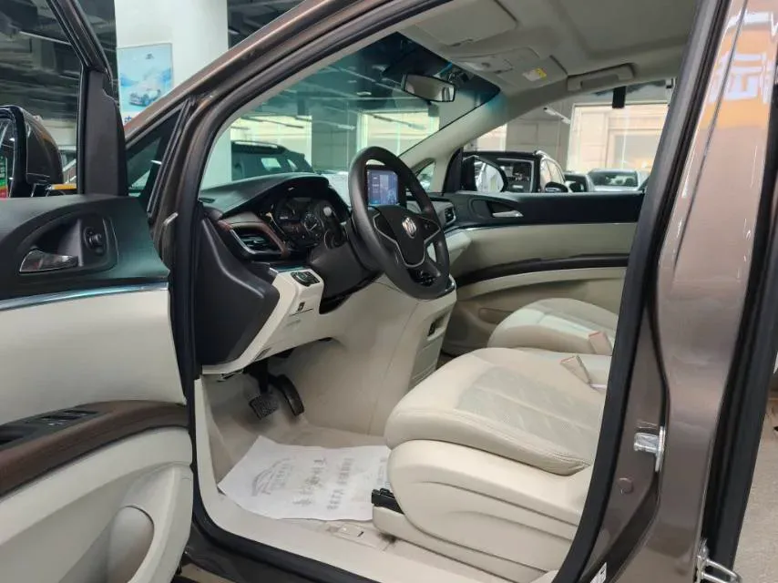 2022 Buick GL8 2.0T 237HP L4 9AT,autocango,china used car exporter,china ev exporter,chinese used car exporter,chinese used ev exporter
