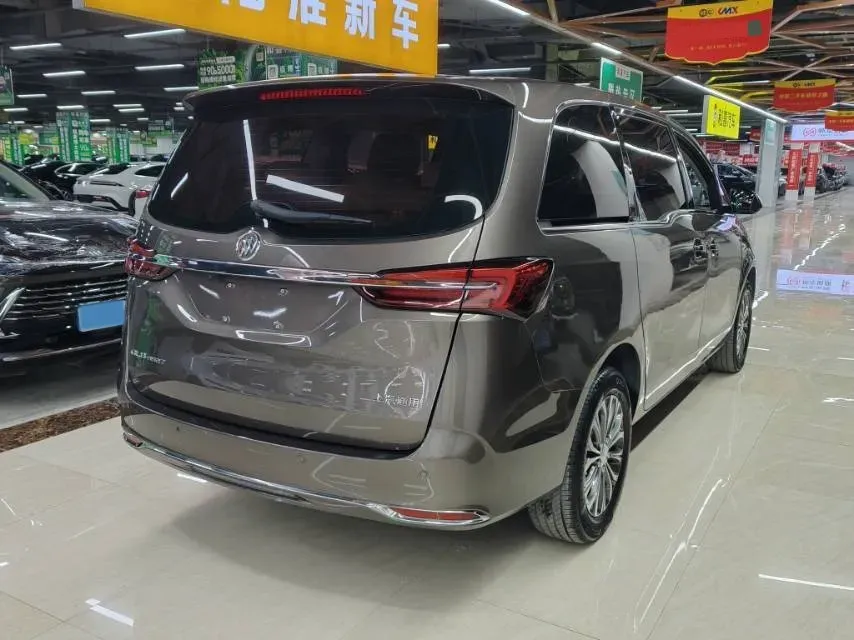 2022 Buick GL8 2.0T 237HP L4 9AT,autocango,china used car exporter,china ev exporter,chinese used car exporter,chinese used ev exporter
