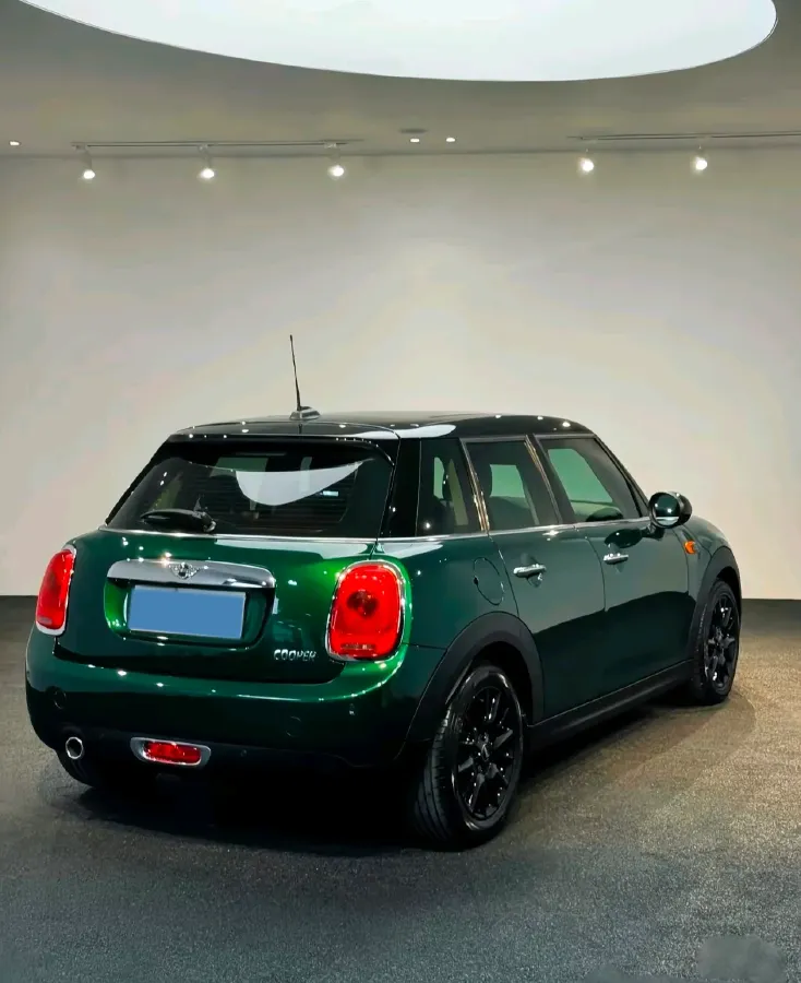 2016 MINI MINI 1.2T 102HP L3 6AT,autocango,china used car exporter,china ev exporter,chinese used car exporter,chinese used ev exporter