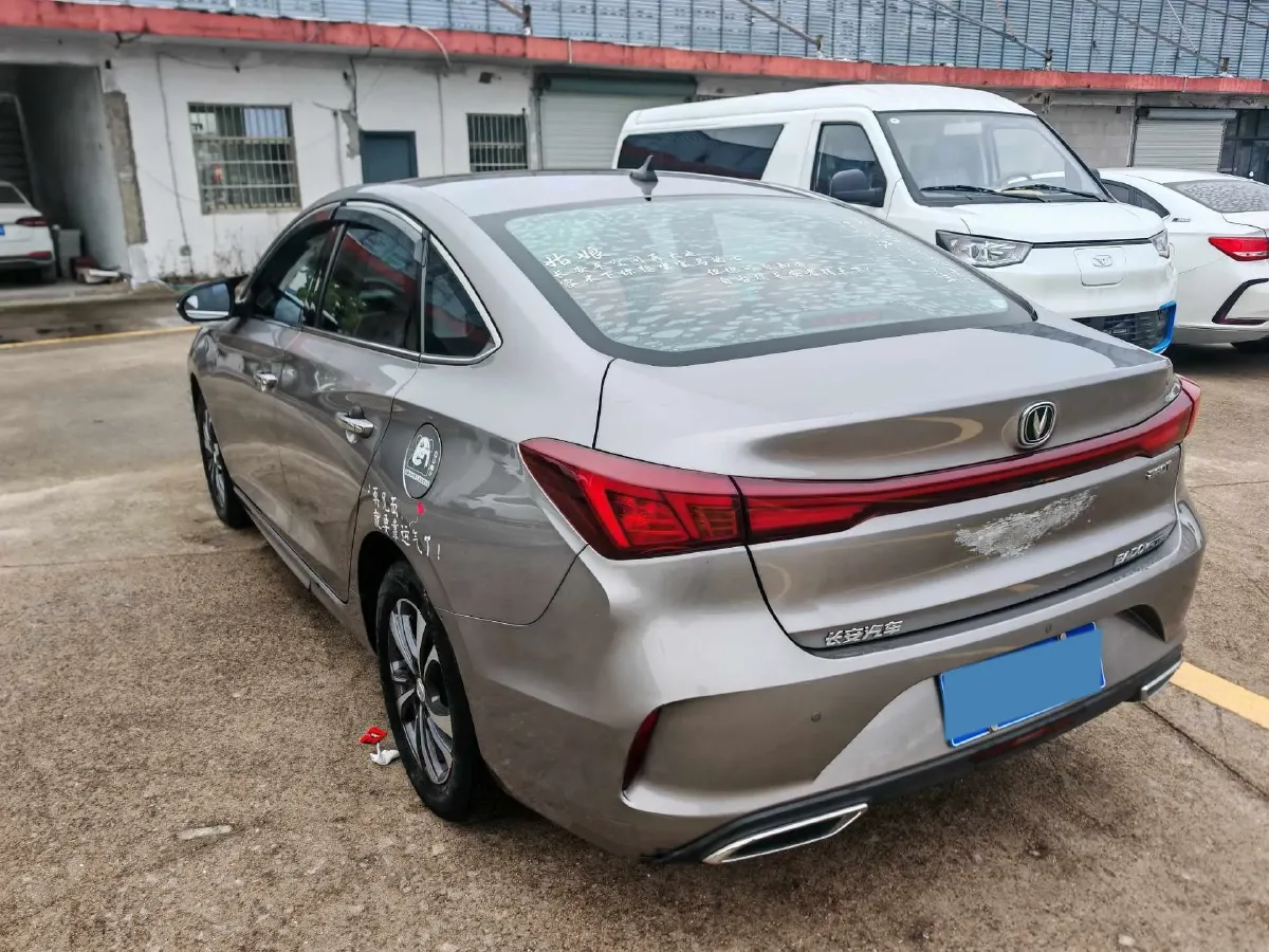 2021 ChangAn Eado 1.4T 160HP L4 7DCT,autocango,china used car exporter,china ev exporter,chinese used car exporter,chinese used ev exporter