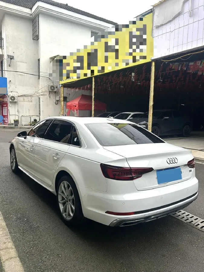 2019 Audi A4L 2.0T 190HP L4 7DCT,autocango,china used car exporter,china ev exporter,chinese used car exporter,chinese used ev exporter