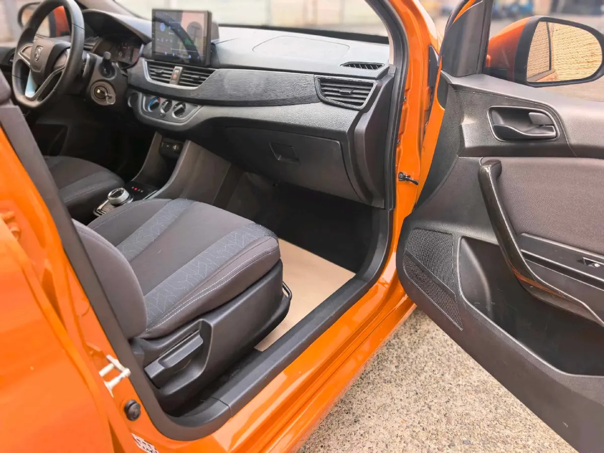 2017 Karry K50 1.5L 109HP L4 5MT,autocango,china used car exporter,china ev exporter,chinese used car exporter,chinese used ev exporter