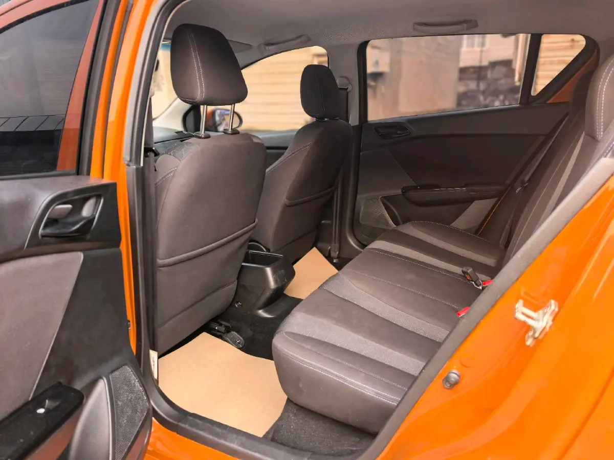 2017 Karry K50 1.5L 109HP L4 5MT,autocango,china used car exporter,china ev exporter,chinese used car exporter,chinese used ev exporter