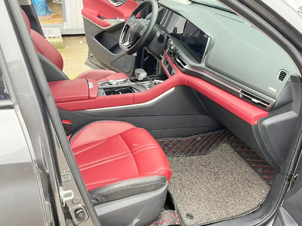 2020 ChangAn CS75 Plus 2.0T 233HP L4 8AT,autocango,china used car exporter,china ev exporter,chinese used car exporter,chinese used ev exporter