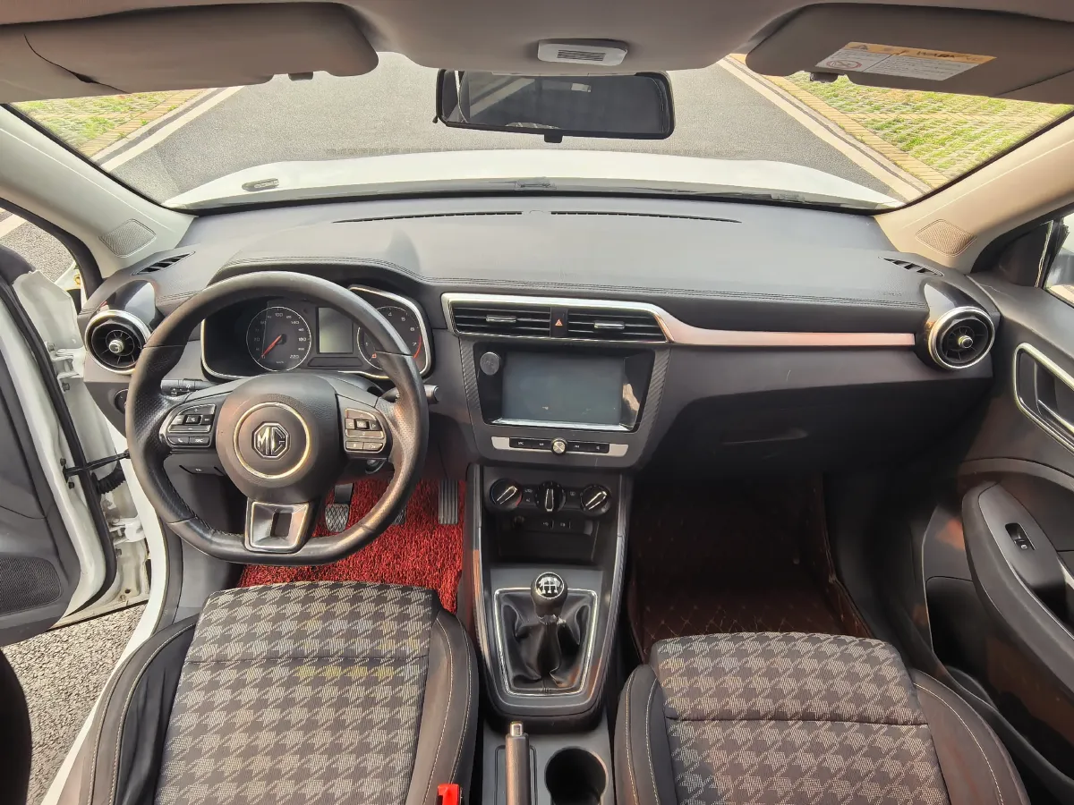 2017 MG ZS 1.5L 120HP L4 5MT,autocango,china used car exporter,china ev exporter,chinese used car exporter,chinese used ev exporter