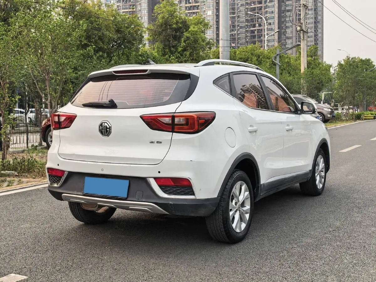 2017 MG ZS 1.5L 120HP L4 5MT,autocango,china used car exporter,china ev exporter,chinese used car exporter,chinese used ev exporter