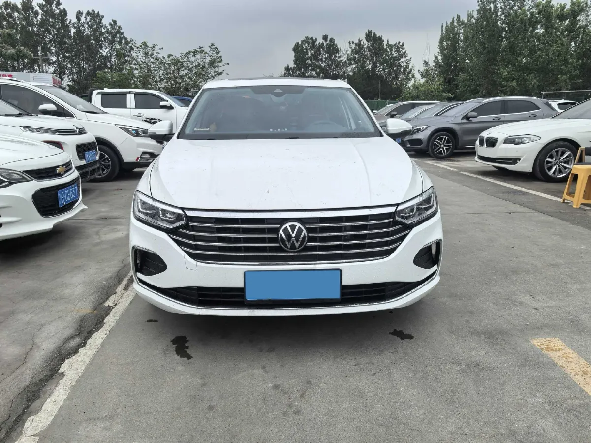 2023 Volkswagen Lavida 1.5T 160HP L4 7DCT,autocango,china used car exporter,china ev exporter,chinese used car exporter,chinese used ev exporter