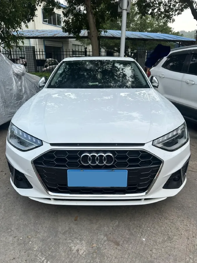 2020 Audi A4L 2.0T 190HP L4 7DCT,autocango,china used car exporter,china ev exporter,chinese used car exporter,chinese used ev exporter