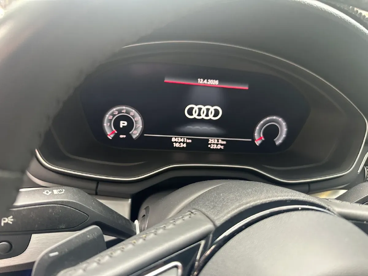 2020 Audi A4L 2.0T 190HP L4 7DCT,autocango,china used car exporter,china ev exporter,chinese used car exporter,chinese used ev exporter