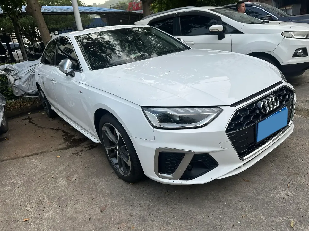 2020 Audi A4L 2.0T 190HP L4 7DCT,autocango,china used car exporter,china ev exporter,chinese used car exporter,chinese used ev exporter