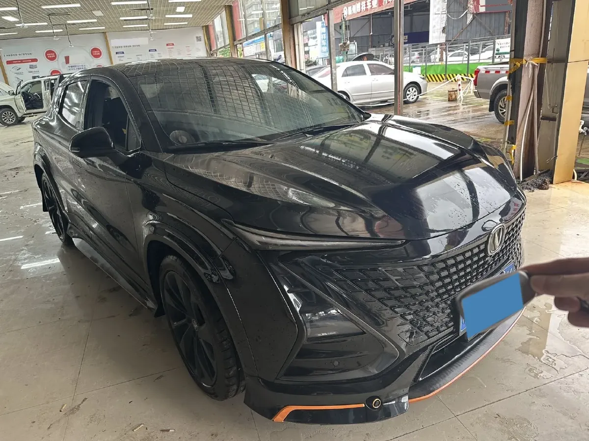 2021 ChangAn UNI-T 1.5T 180HP L4 7DCT,autocango,china used car exporter,china ev exporter,chinese used car exporter,chinese used ev exporter