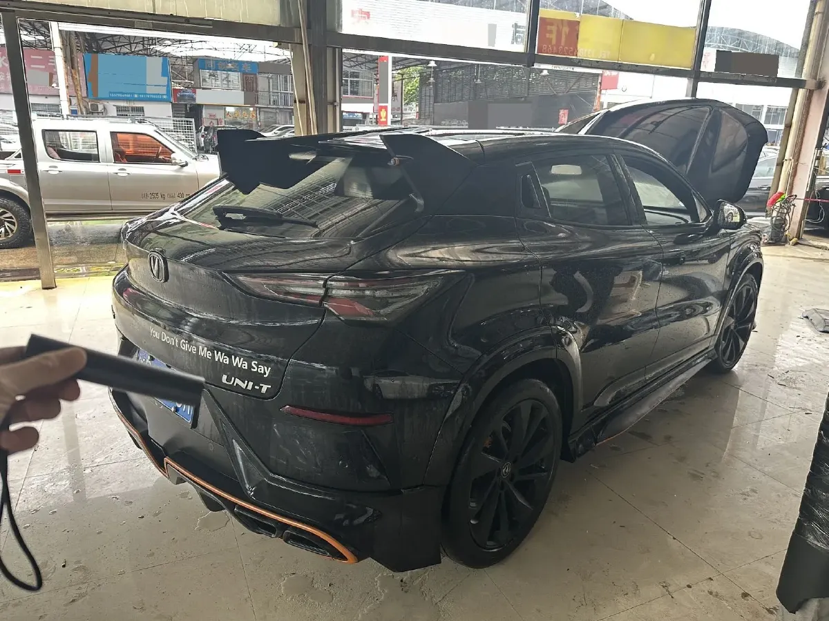 2021 ChangAn UNI-T 1.5T 180HP L4 7DCT,autocango,china used car exporter,china ev exporter,chinese used car exporter,chinese used ev exporter