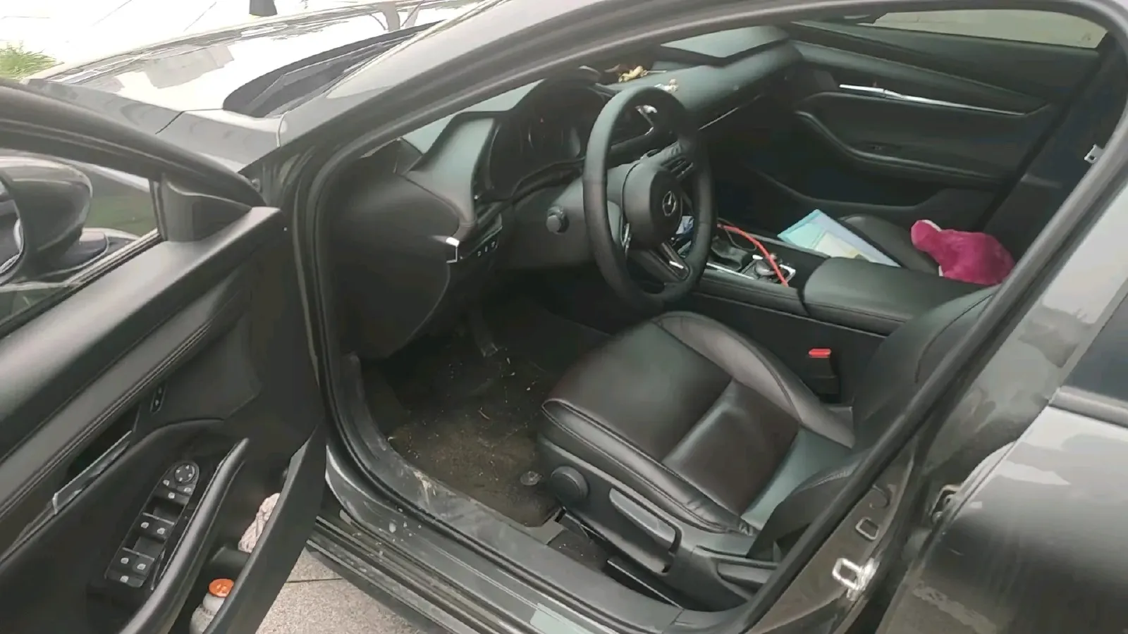 2021 Mazda 3 Axela 2.0L 158HP L4 6AT,autocango,china used car exporter,china ev exporter,chinese used car exporter,chinese used ev exporter