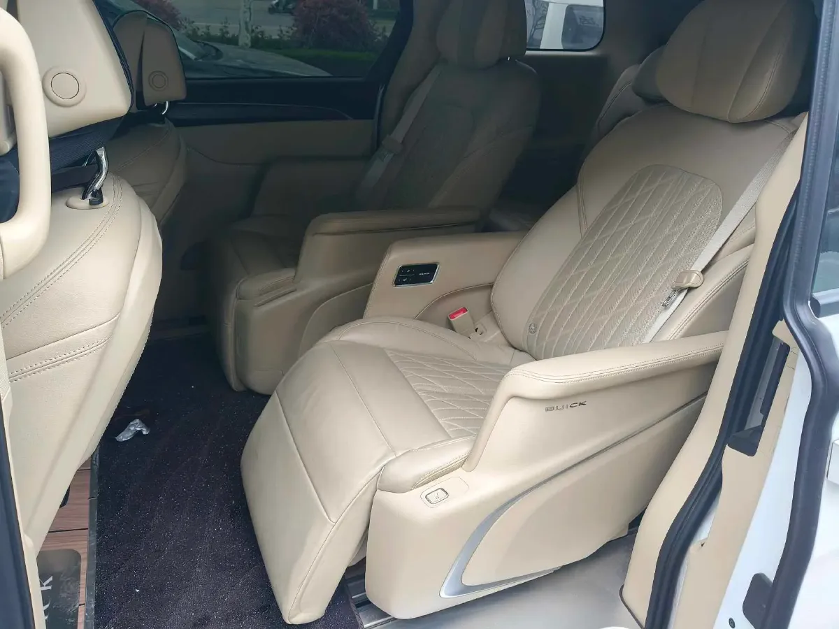 2023 Buick GL8 2.0T 237HP L4 9AT,autocango,china used car exporter,china ev exporter,chinese used car exporter,chinese used ev exporter