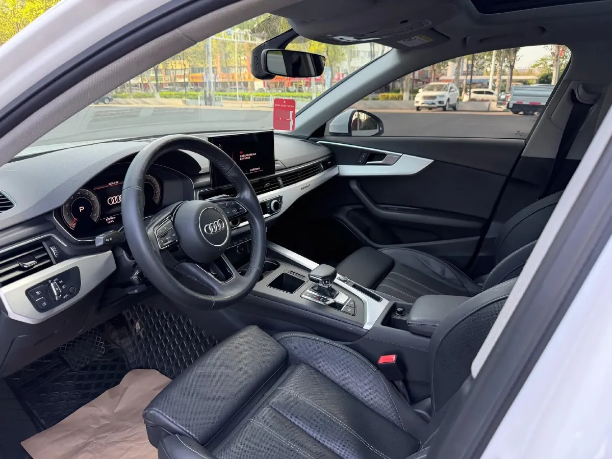 2020 Audi A4L 2.0T 190HP L4 7DCT,autocango,china used car exporter,china ev exporter,chinese used car exporter,chinese used ev exporter