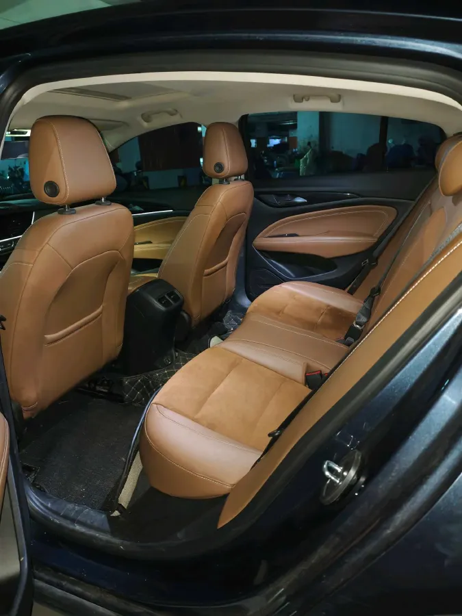 2022 Buick Regal 2.0T 237HP L4 9AT,autocango,china used car exporter,china ev exporter,chinese used car exporter,chinese used ev exporter