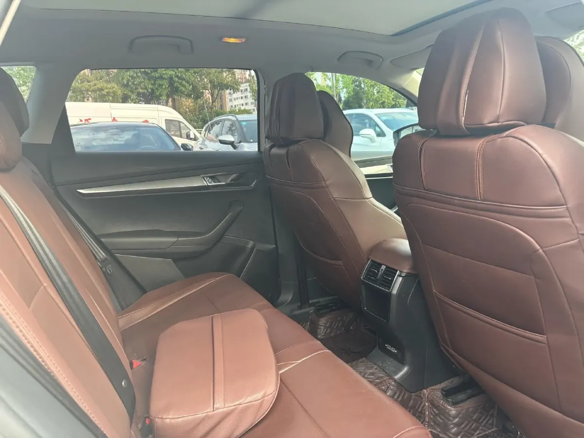 2018 Skoda Octavia 1.4T 150HP L4 7DCT,autocango,china used car exporter,china ev exporter,chinese used car exporter,chinese used ev exporter