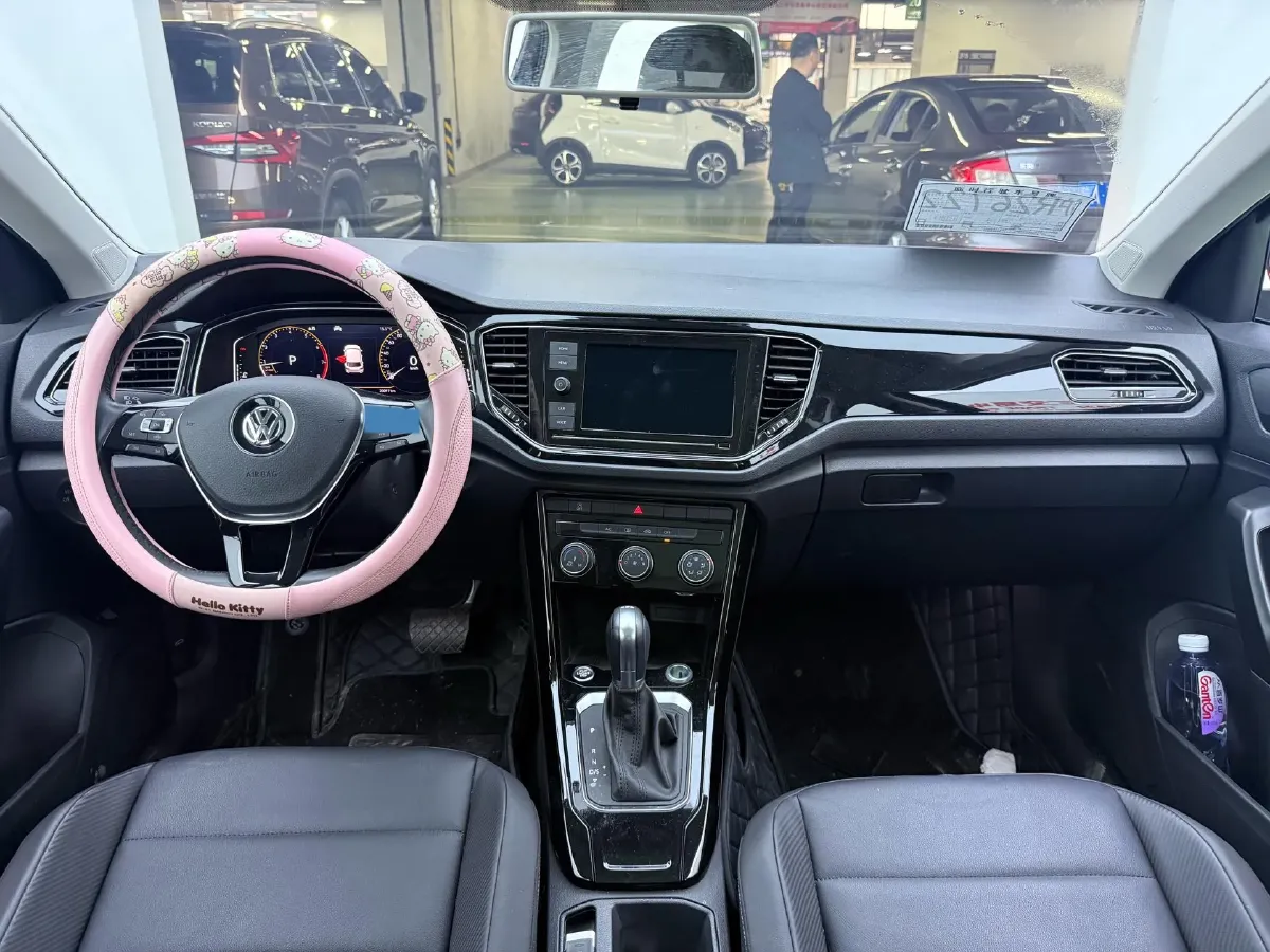 2020 Volkswagen T-Roc 1.4T 150HP L4 7DCT,autocango,china used car exporter,china ev exporter,chinese used car exporter,chinese used ev exporter