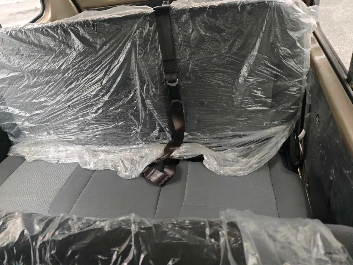 2021 WuLing RongGuang 1.5L 99HP L4 5MT,autocango,china used car exporter,china ev exporter,chinese used car exporter,chinese used ev exporter