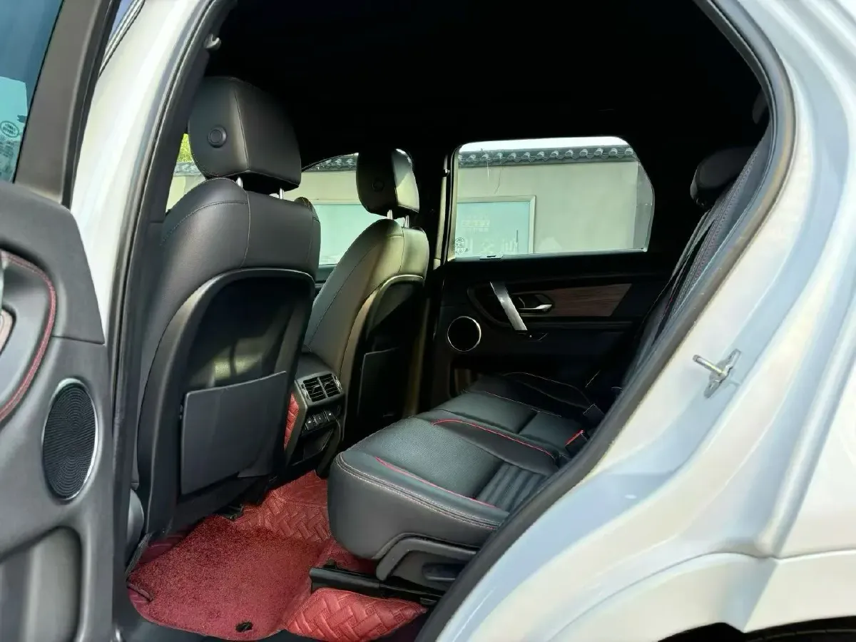 2020 Land Rover Discovery Sport 2.0T 249HP L4 9AT,autocango,china used car exporter,china ev exporter,chinese used car exporter,chinese used ev exporter