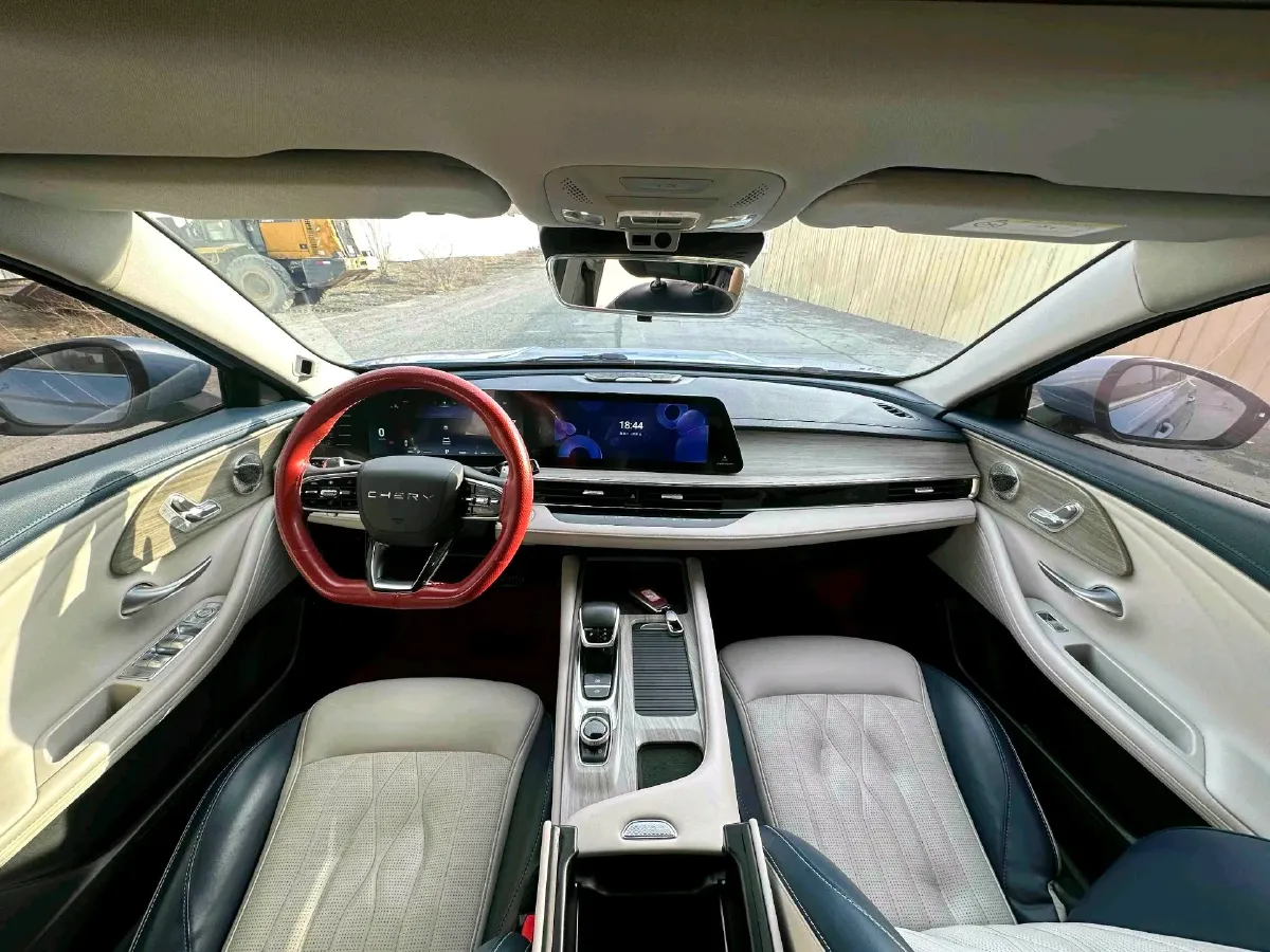 2022 Chery Arrizo 8 1.6T 197HP L4 7DCT,autocango,china used car exporter,china ev exporter,chinese used car exporter,chinese used ev exporter