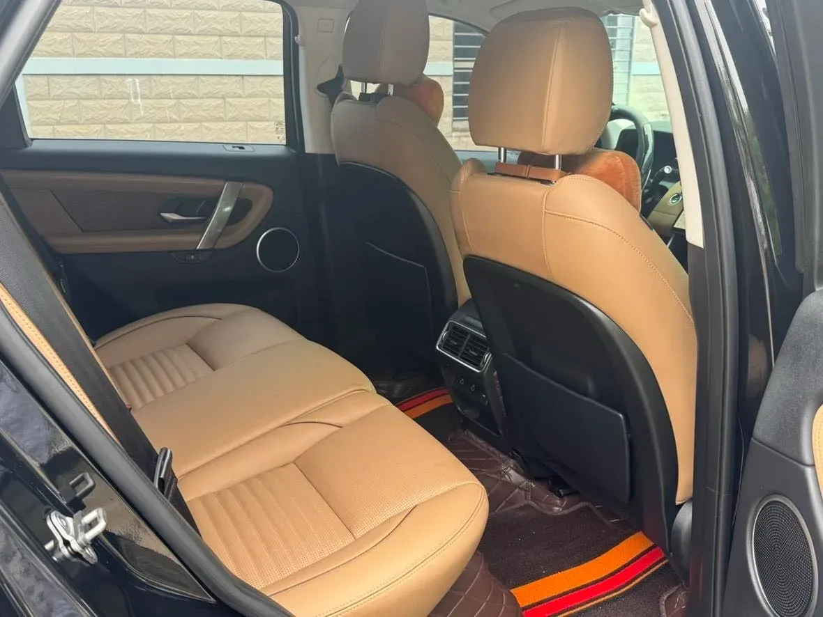 2023 Land Rover Discovery Sport 2.0T 249HP L4 9AT,autocango,china used car exporter,china ev exporter,chinese used car exporter,chinese used ev exporter