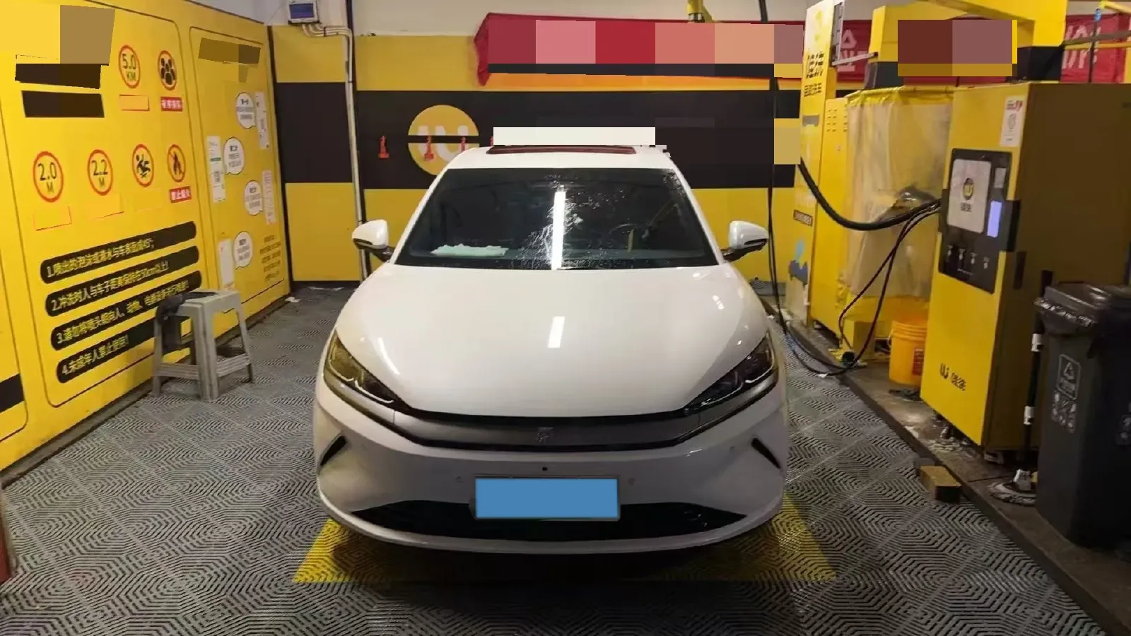 2025 BYD QinL BEV,autocango,china used car exporter,china ev exporter,chinese used car exporter,chinese used ev exporter