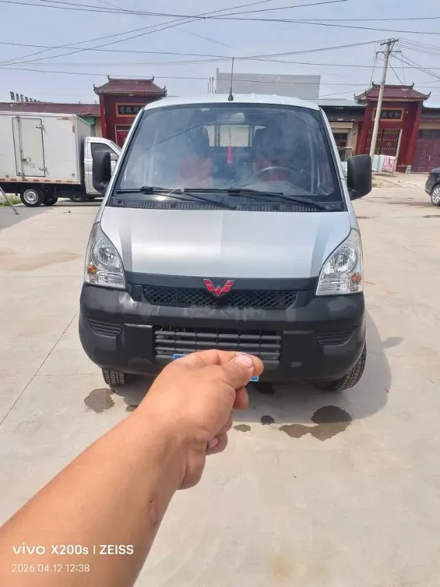 2018 WuLing RongGuang New Truck 1.5L 107HP L4 5MT,autocango,china used car exporter,china ev exporter,chinese used car exporter,chinese used ev exporter