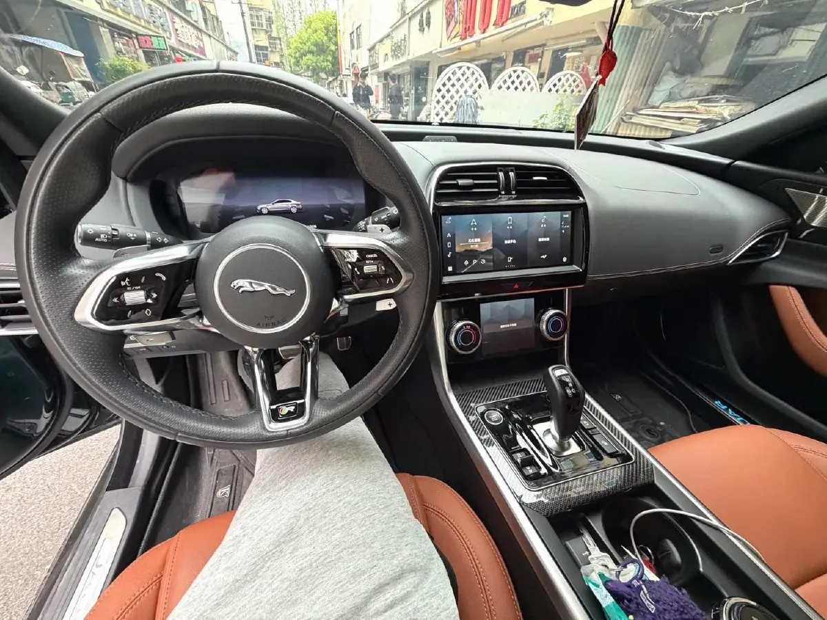 2024 Jaguar XEL 2.0T 250HP L4 8AT,autocango,china used car exporter,china ev exporter,chinese used car exporter,chinese used ev exporter