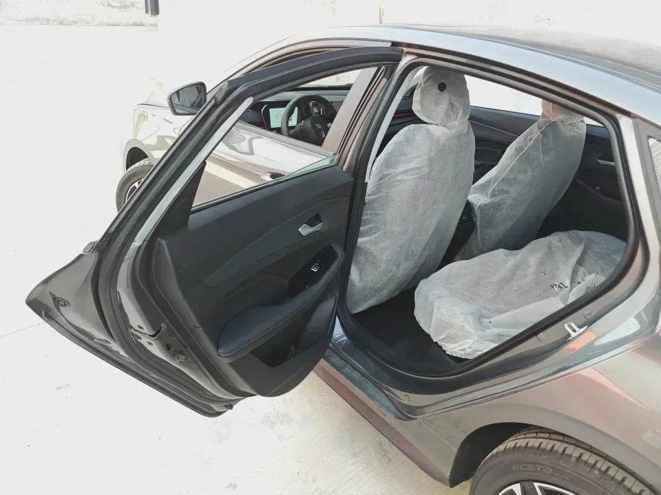 2025 Geely Emgrand 1.5L 127HP L4 CVT,autocango,china used car exporter,china ev exporter,chinese used car exporter,chinese used ev exporter